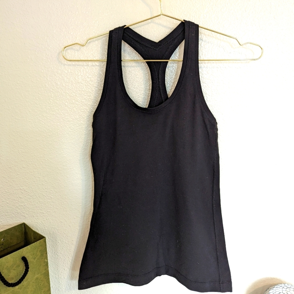 Black Lululemon racer back tank top